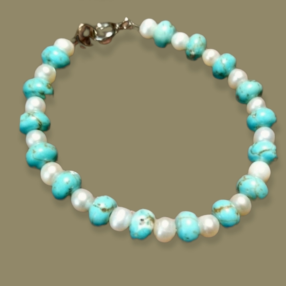 Vintage Turquoise and Freshwater Pearl Bracelet